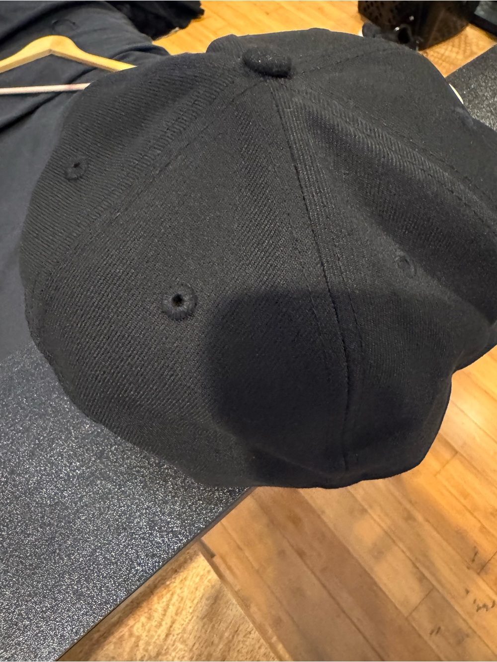 Large/XL New Era Black 9FIFTY Fitted Cap - Picture 6 of 8